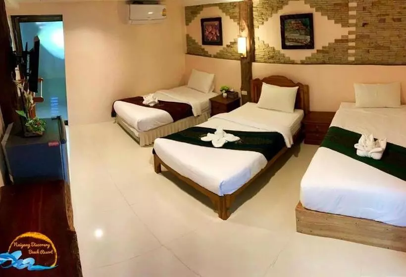 Fotos del hotel Naiyang Discovery Beach Resort:  17