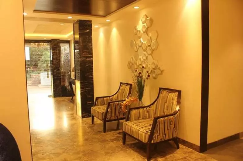 Fotos del hotel Edition O 30034 Flora Residency:  9