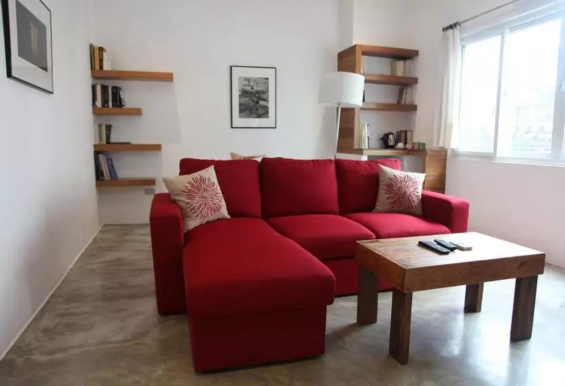 Fotos del hotel Capital O 468 Element Boutique:  2