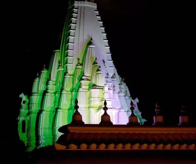 Fotos del hotel Nirvana Home:  13