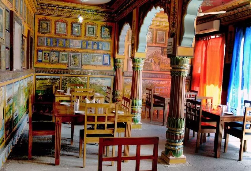 Fotos del hotel Nirvana Home:  4