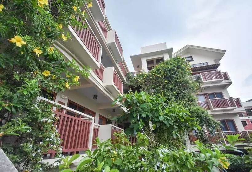 Fotos del hotel Agos Boracay Rooms + Beds:  8