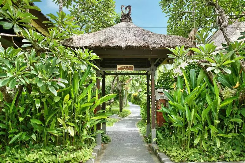 Fotos del hotel Legian Express:  6