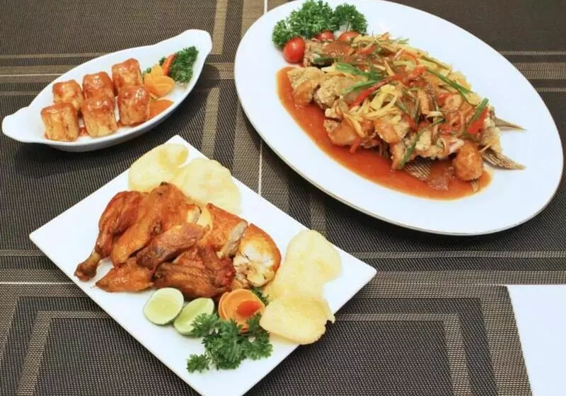 Fotos del hotel Trio Indah 2:  14