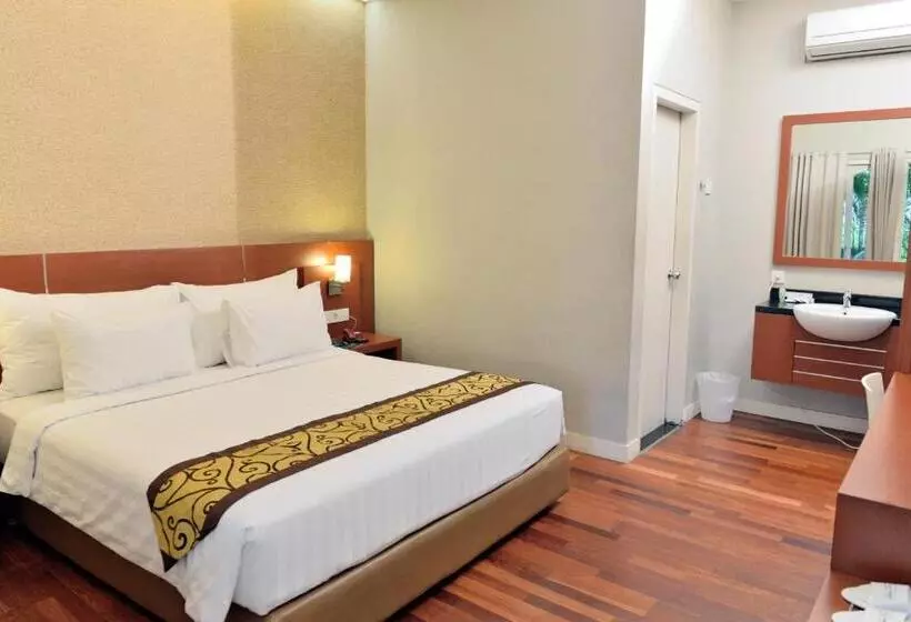 Fotos del hotel Trio Indah 2:  13