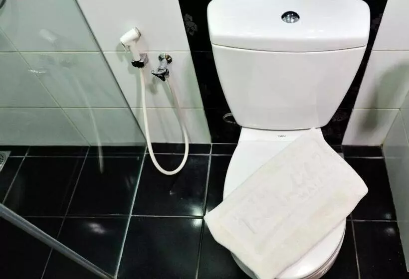 Fotos del hotel Trio Indah 2:  4