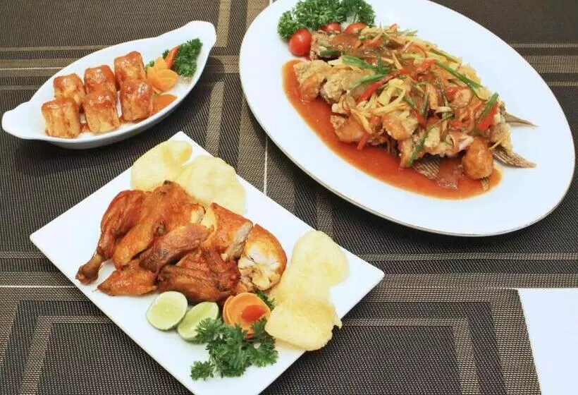 Fotos del hotel Trio Indah 2:  2