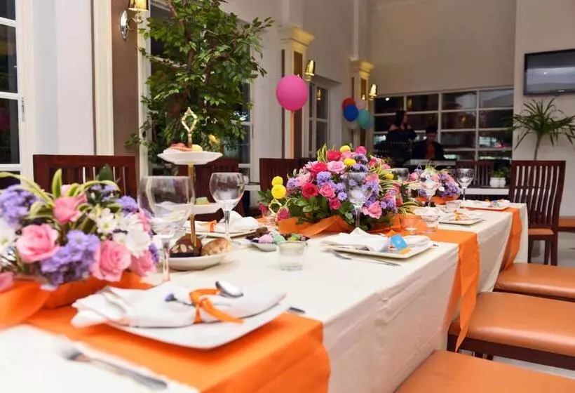 Fotos del hotel Trio Indah 2:  23