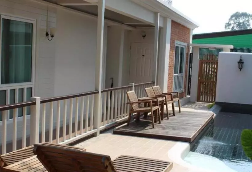 Fotos del hotel Baan Pimpisa Bangsaray Boutique Residence:  18