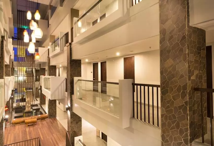 Fotos del hotel Horison Legian Bali:  4