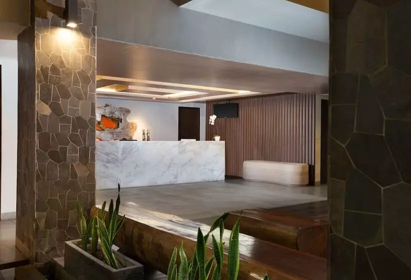 Fotos del hotel Horison Legian Bali:  15