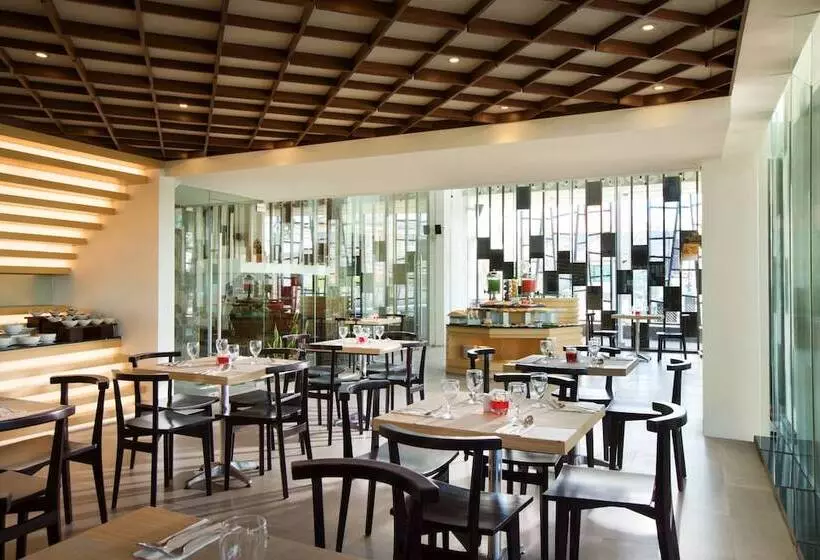 Fotos del hotel Horison Legian Bali:  16