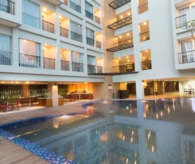 Fotos del hotel Horison Legian Bali:  14