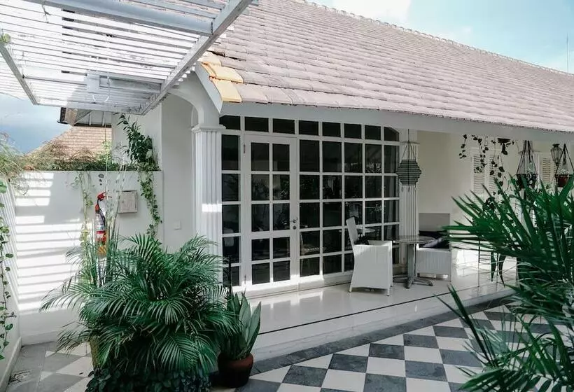 Fotos del hotel Casa Artista By Villa Kresna:  7