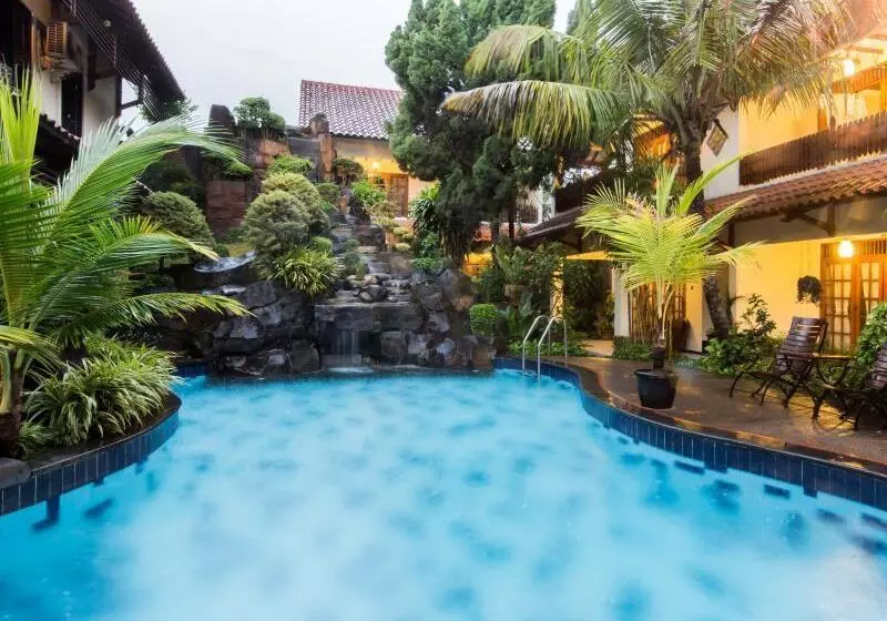 Fotos del hotel Duta Garden Boutique Villa:  2