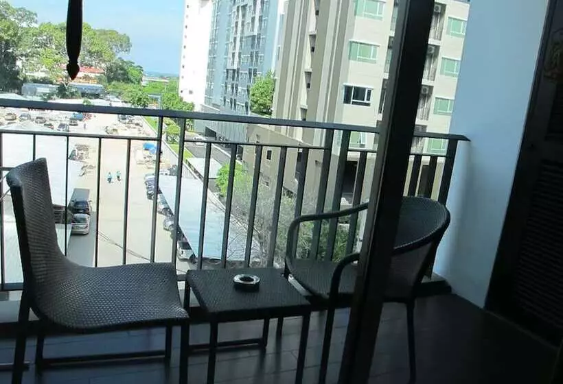 Fotos del hotel March  Pattaya:  9