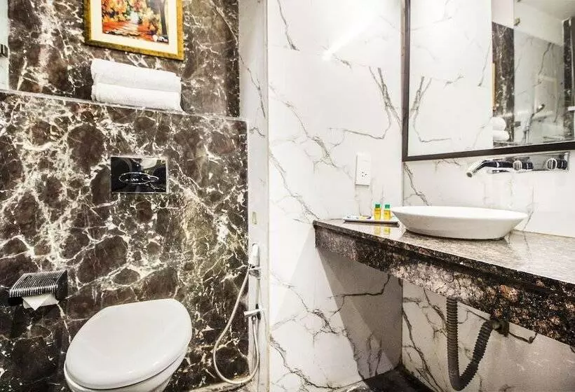 Fotos del hotel Fab Orbion Mall Road:  8