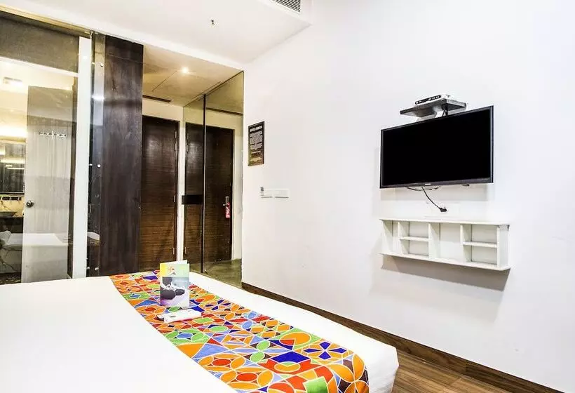 Fotos del hotel Fab Orbion Mall Road:  13