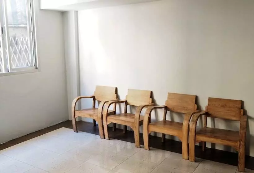 Fotos del hotel The Boss S Place:  2