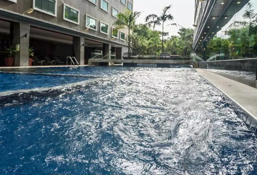 Fotos del hotel Ease Jomtien:  2