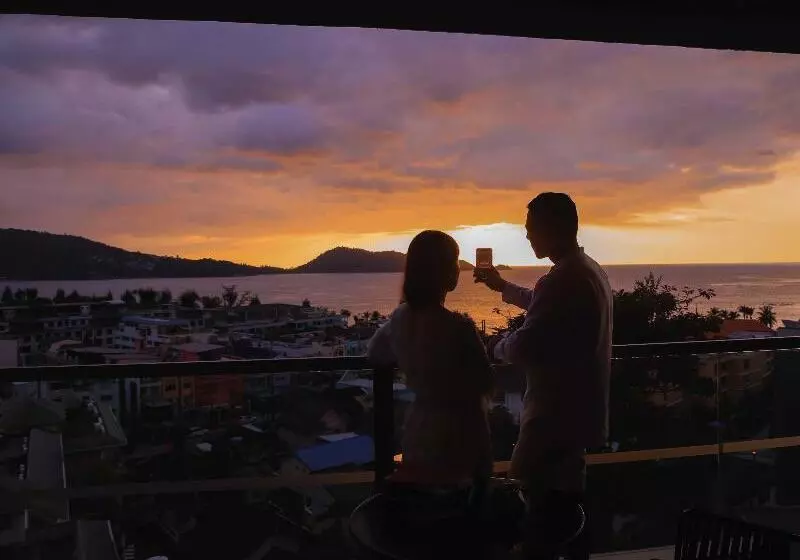 Fotos del hotel The Andaman Beach  Phuket Patong:  12
