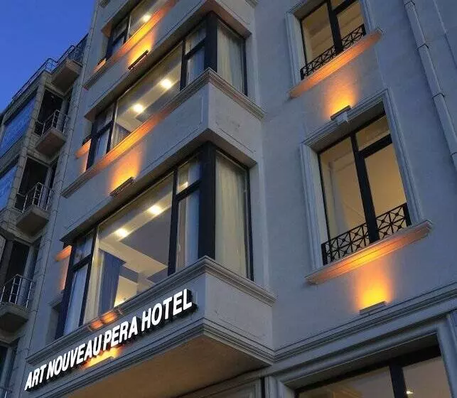 Art Nouveau Pera