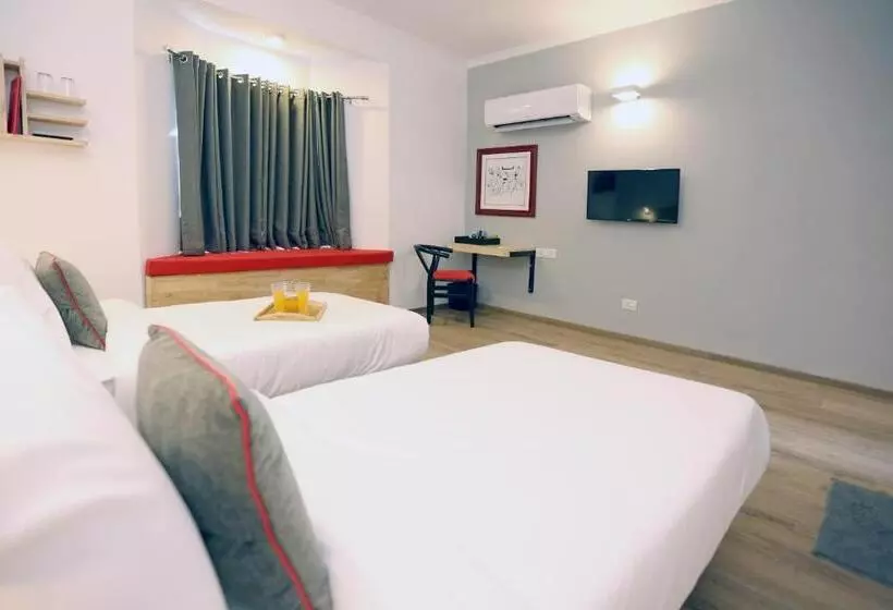 Fotos del hotel OYO Townhouse 017 HUDA City Center:  10