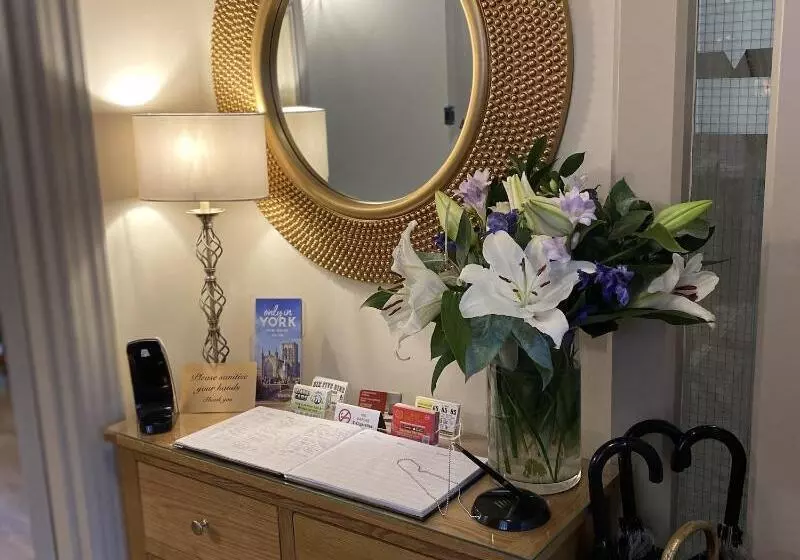 Fotos del hotel Ashbourne House:  8