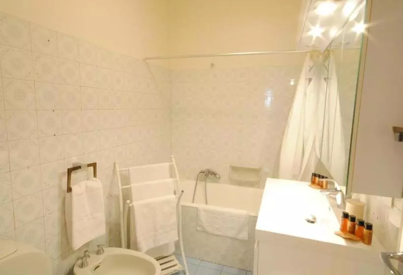 Fotos del hotel Villa Les Palmes:  4