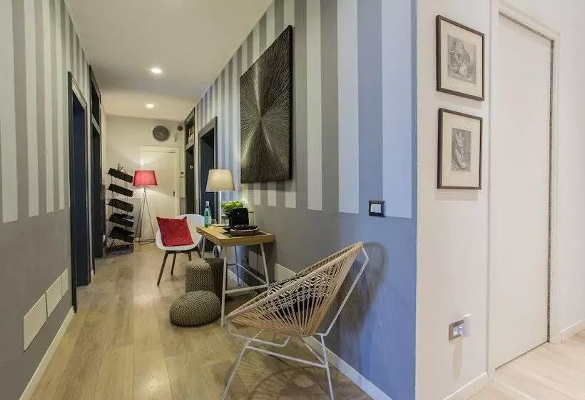 Fotos del hotel Erïk Langer House:  2