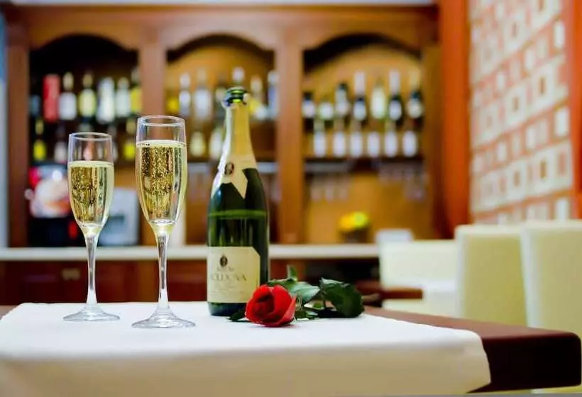 Fotos del hotel Villa Rossa:  12