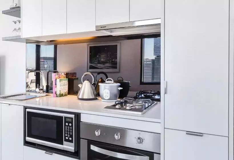 Fotos del hotel Aura On Flinders Serviced Apartments:  3