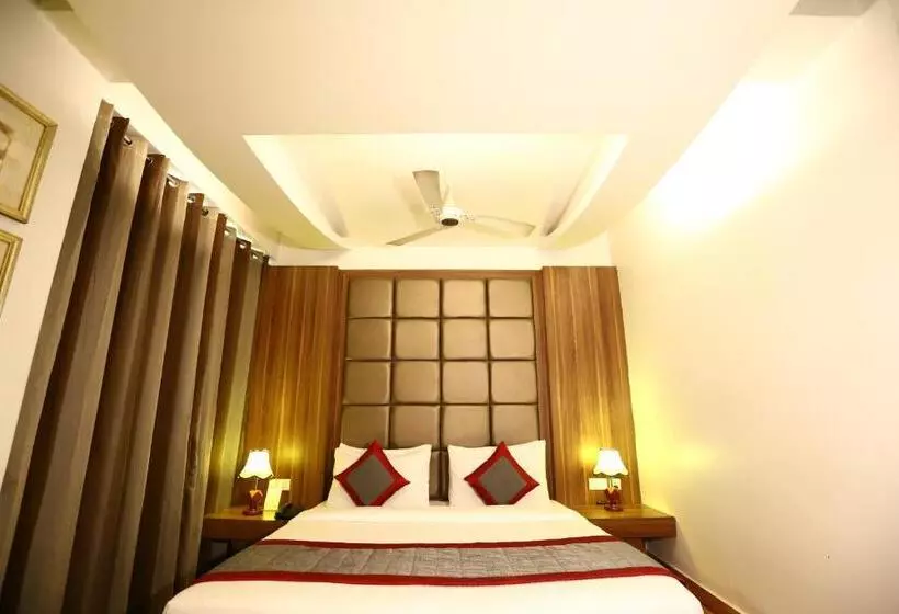 Fotos del hotel Twin Tree Naraina:  18