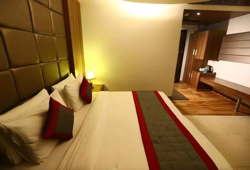 Fotos del hotel Twin Tree Naraina:  8