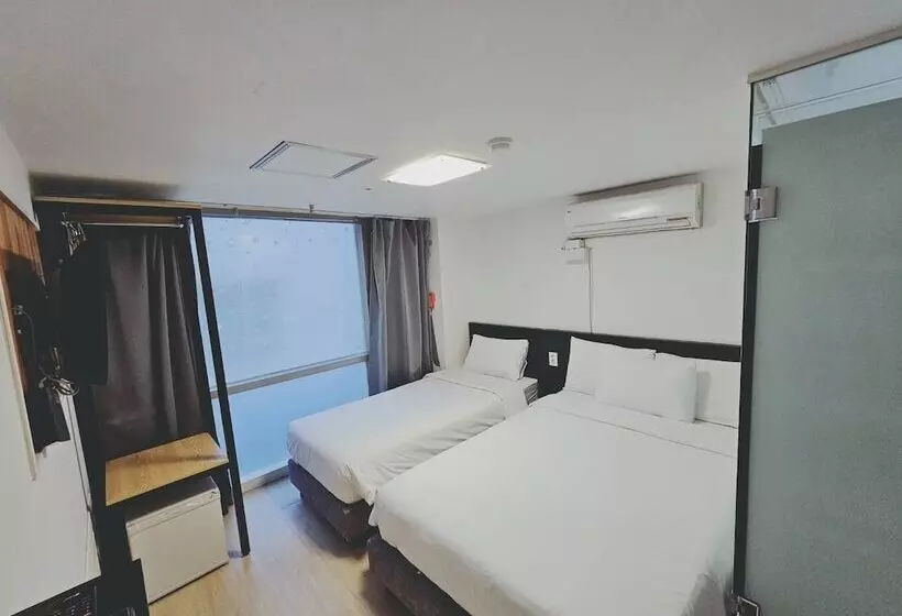 Fotos del hotel Ekonomy  Myeongdong Premier:  24