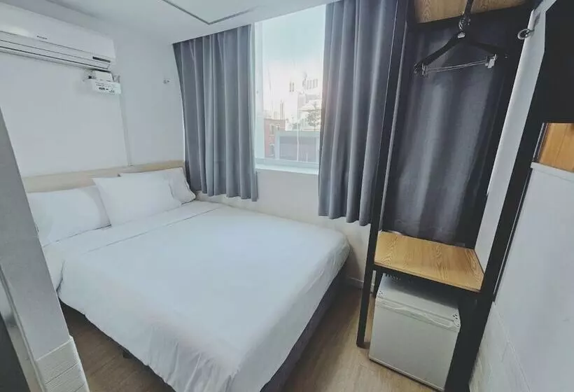 Fotos del hotel Ekonomy  Myeongdong Premier:  25
