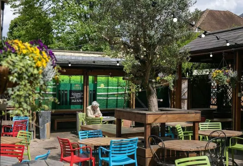 Fotos del hotel Rose And Crown:  5