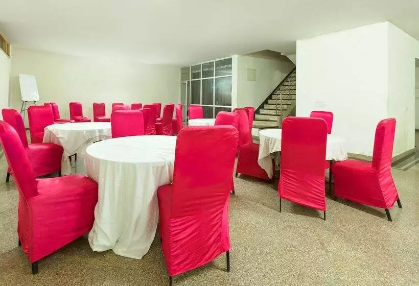 Fotos del hotel Treebo Aambson View:  14