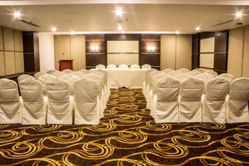 Fotos del hotel Quality Inn Airport:  6