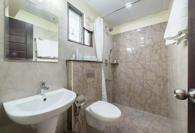 Fotos del hotel Treebo Trend Adin Residence:  6