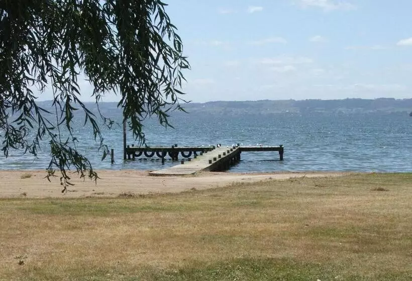 Fotos del hotel Cedarwood Lakeside:  18