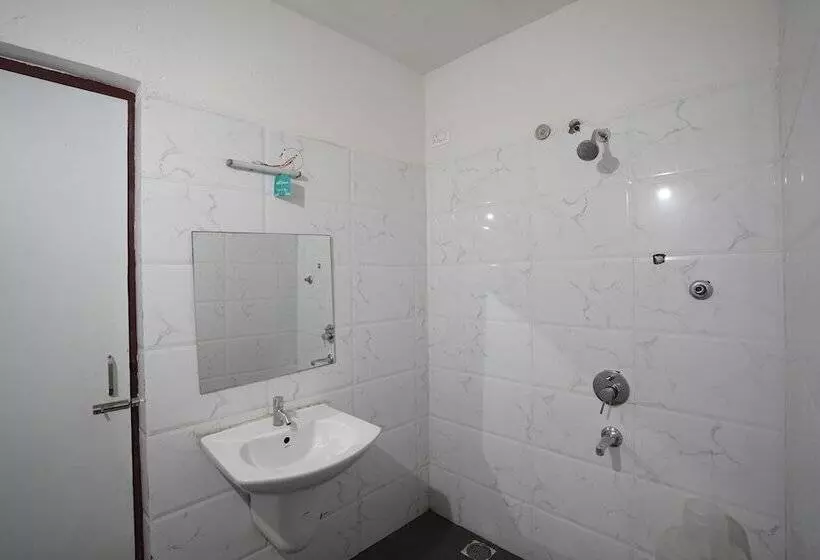 Fotos del hotel Luciya International:  10