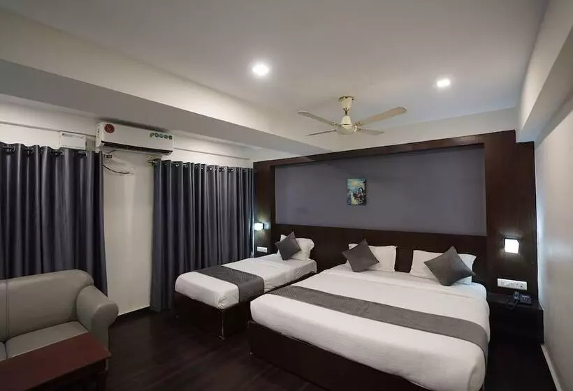 Fotos del hotel Luciya International:  21