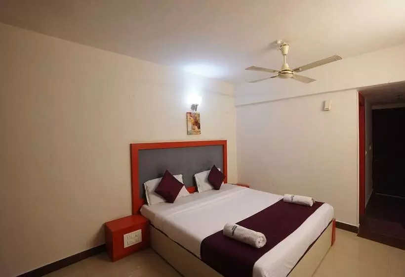 Fotos del hotel Luciya International:  23