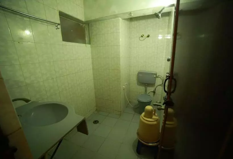 Fotos del hotel Luciya International:  5