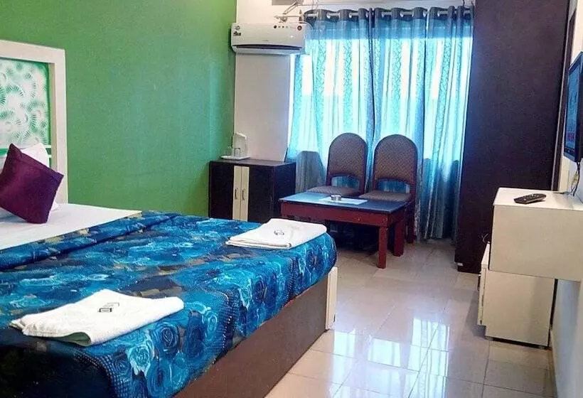 Fotos del hotel Luciya International:  24