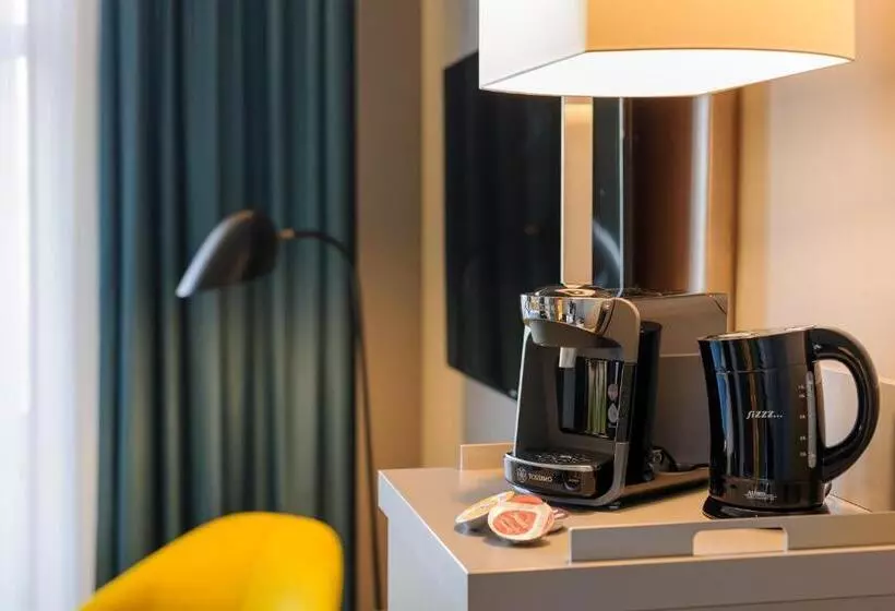 Fotos del hotel Mercure Berlin Wittenbergplatz:  23