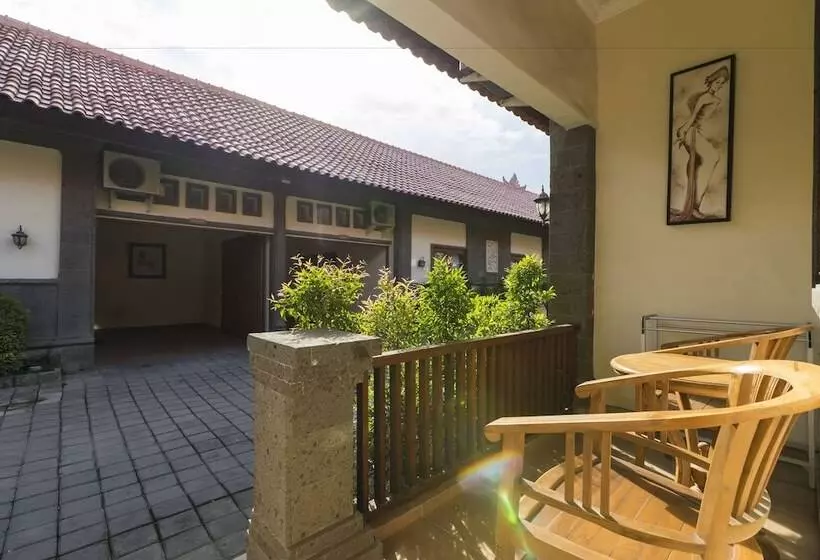Fotos del hotel Reddoorz @ Denpasar Sanur:  6
