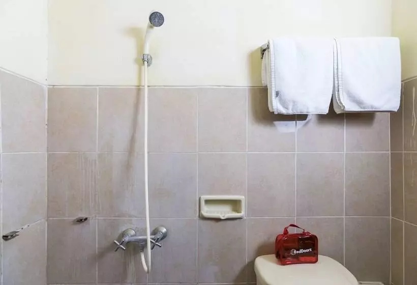 Fotos del hotel Reddoorz @ Denpasar Sanur:  16