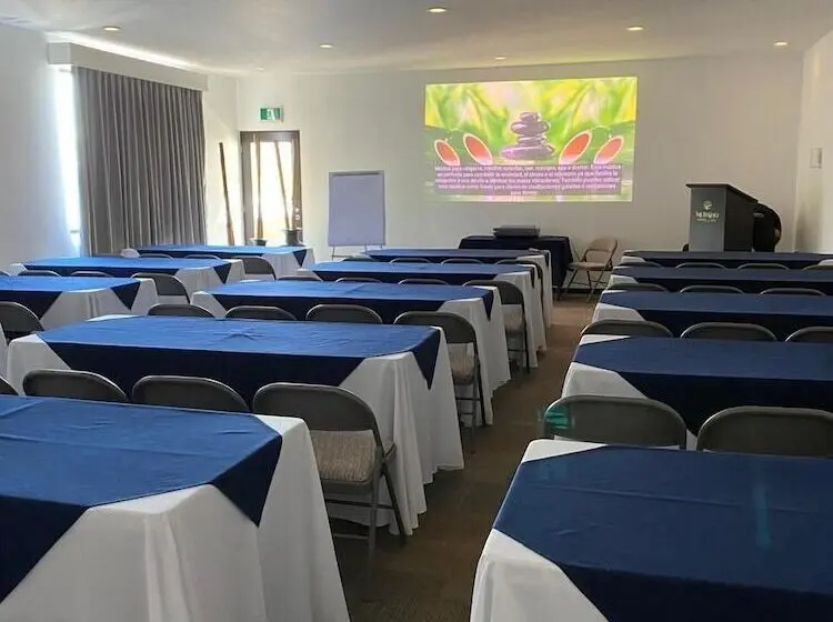 Fotos del hotel Medano  And Suites:  14